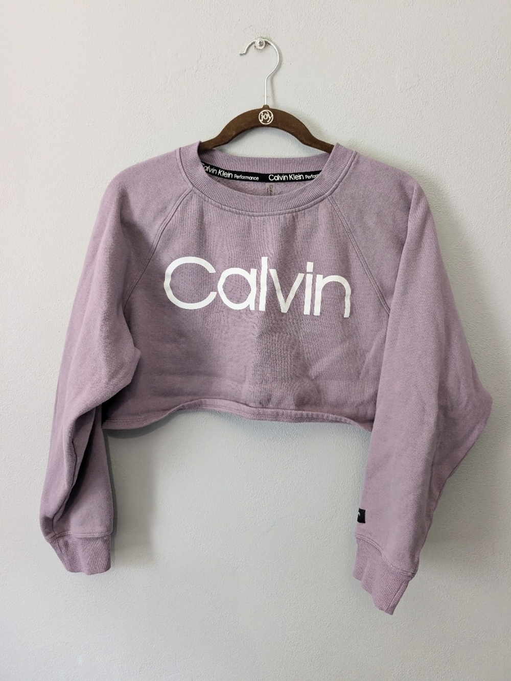 Calvin Klein Lilac Purple Cropped Graphic Sweatshirt Size Medium